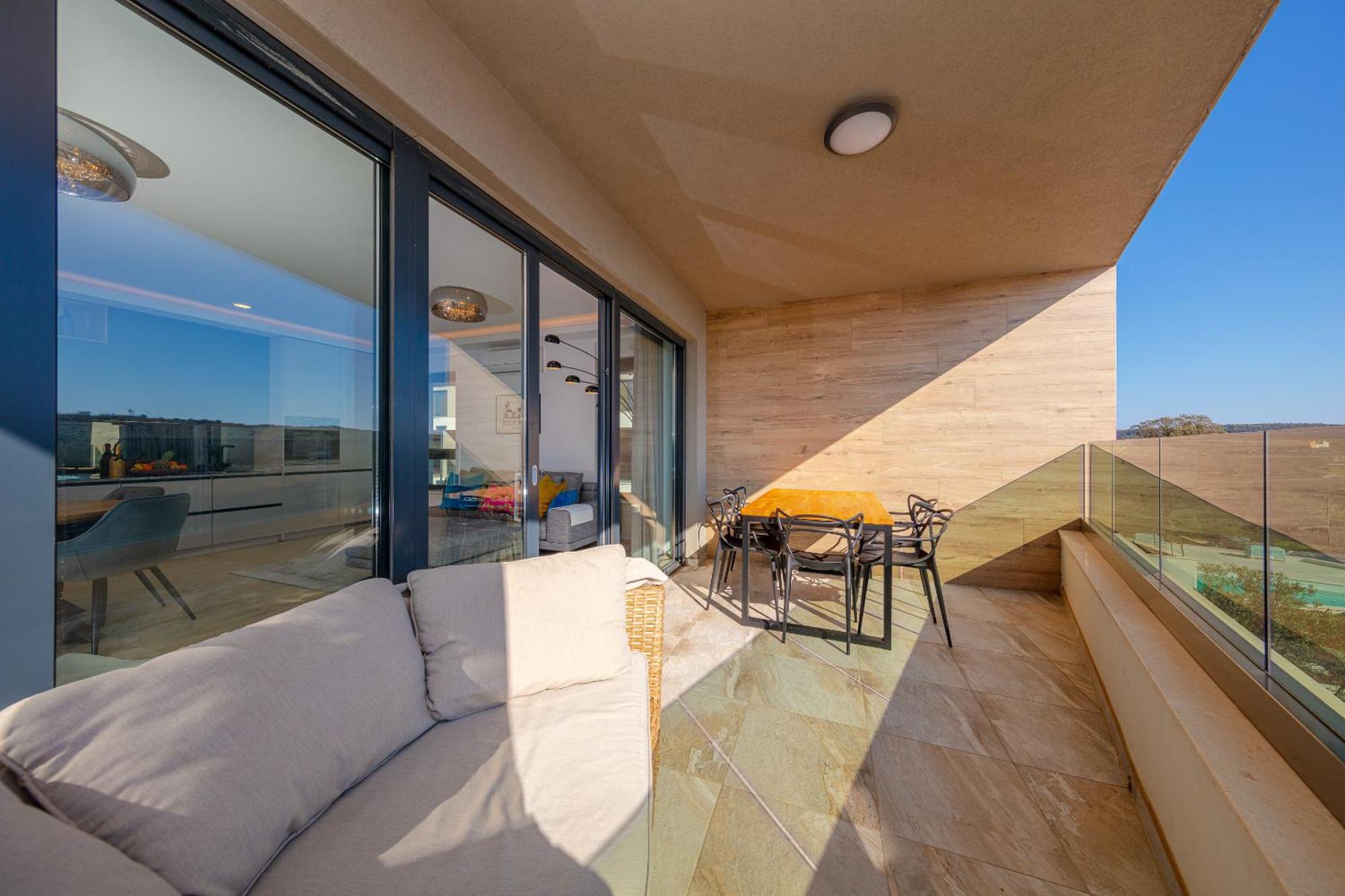 Seaside 6 *